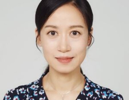 Wenyi Zhou